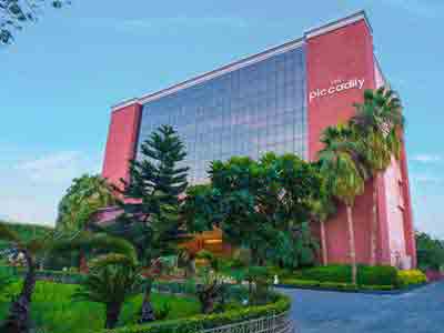 THE PICCADILY HOTEL